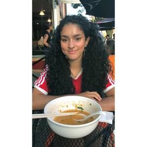 Meet your Posher, Emily